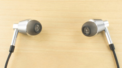 1More Triple Driver In-Ear Comfort Picture
