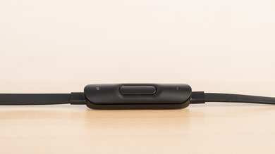 Beats EP On-Ear Controls Picture