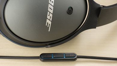 Bose QuietComfort 25 Controls Picture