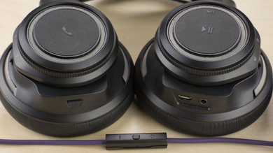 Plantronics Backbeat Pro Controls Picture