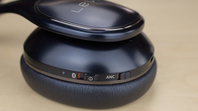 Samsung Level On Wireless Controls Picture