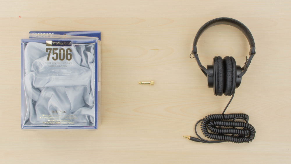Sony MDR-7506 In the box Picture