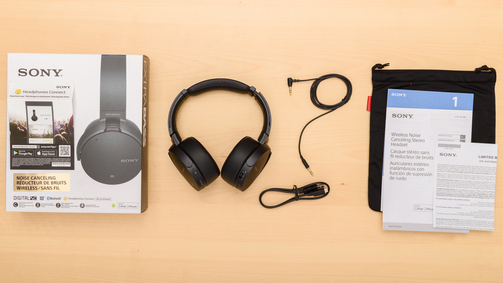 Sony MDR-XB950N1 In the box Picture