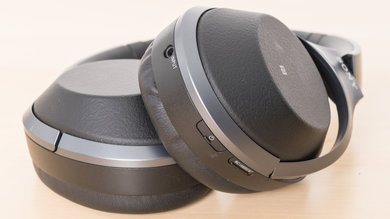 Sony WH-1000XM2 Controls Picture
