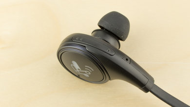 SoundPeats QY8 Controls Picture