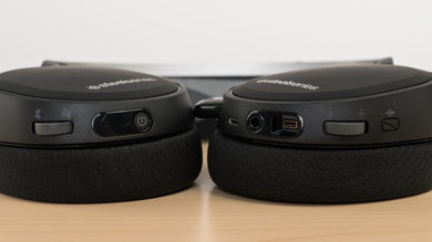 SteelSeries Arctis 7 Controls Picture