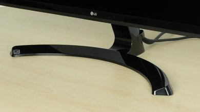 LG 27UD58-B Stand picture
