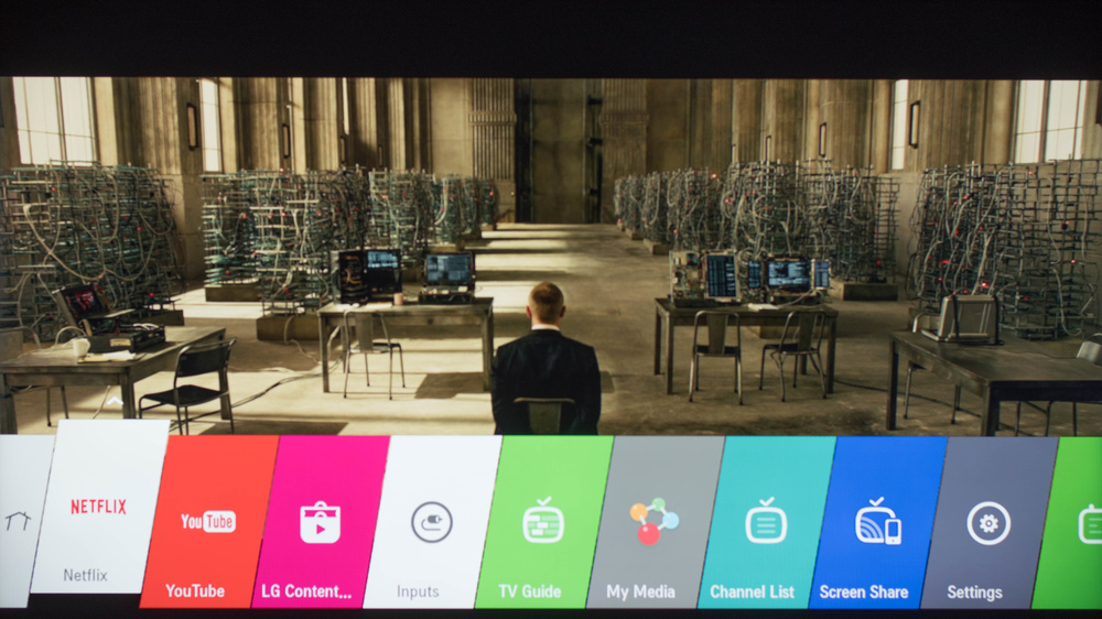 LG LH5750 Smart TV Picture