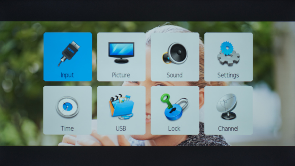 TCL D100 Smart TV Picture