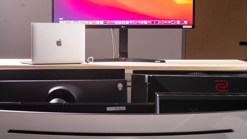 best monitor for mac mini with camera