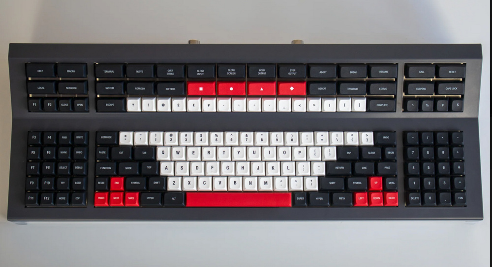 Hyper7 R4, an oversized 174% keyboard with multiple key clusters and extensive macro and navigation sections.