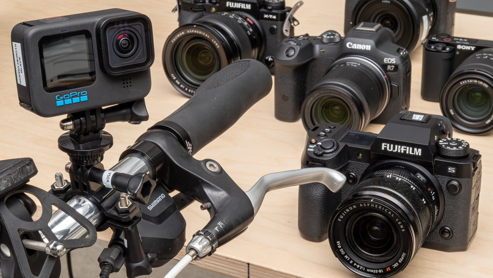 Digital Video Cameras Reviews 2022 Digital Video Cameras Reviews 2022