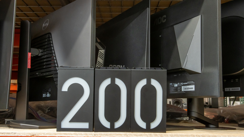 Best Portable Monitors under $200 (2025 Edition): Top Picks