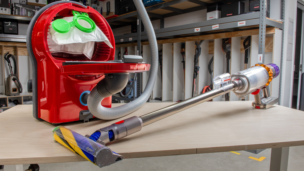 Bagged Vacuums vs. Bagless Vacuums