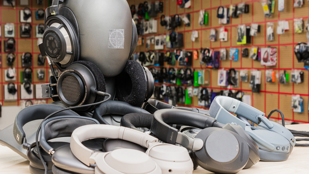 The 6 Best Over Ear Headphones Of 2026 RTINGS The 6 Best Over Ear Headphones Of 2026 RTINGS