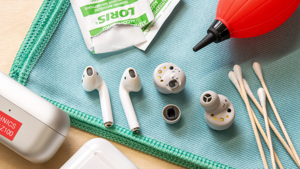 How To Clean Your Earbuds