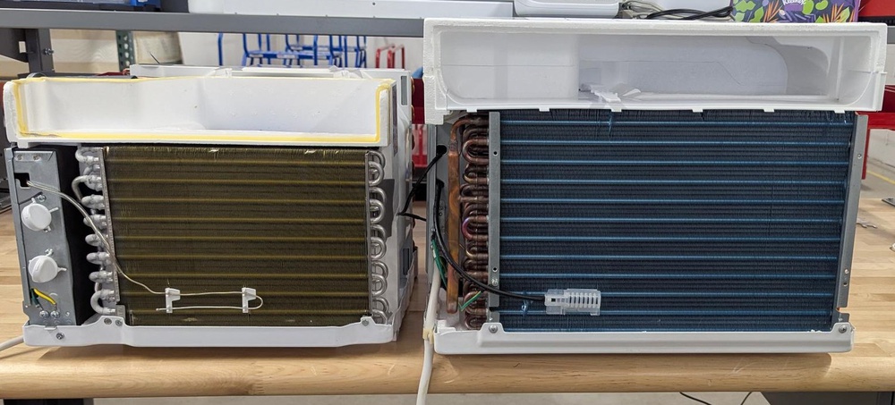 Evaporator coils size comparison between the Frigidaire FFRA051WAE (left) and the Hisense AW1422CW1W (right).