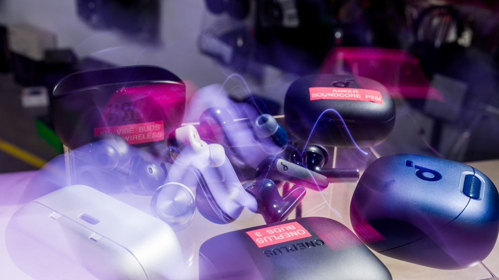 Best Earbuds For Bass