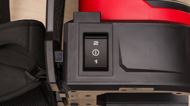 Milwaukee M18 FUEL 3-in-1 Backpack Vacuum Kit Picture Of Controls