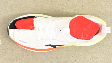 Mizuno Neo Vista 3 Toe Clearance Photo