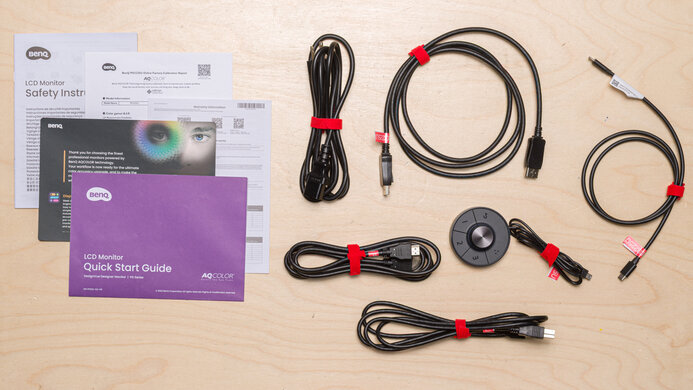 BenQ PD3225U In The Box Picture