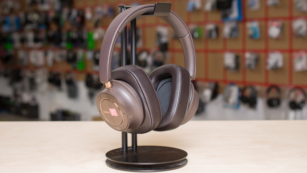 DALI IO-12 Review - RTINGS.com