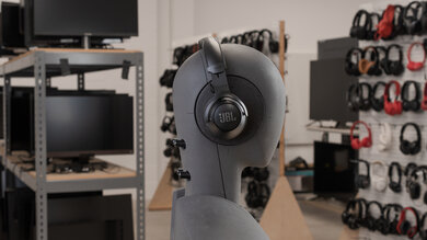 JBL CLUB 700BT Wireless Side Picture