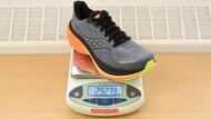 Saucony Hurricane 25 Right Shoe Weight Photo