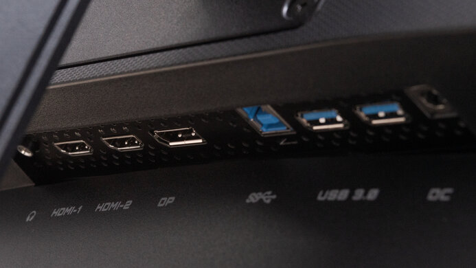 Gigabyte G32QC Inputs 1