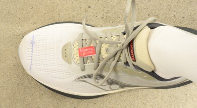 Saucony Triumph 23 Toe Clearance Photo
