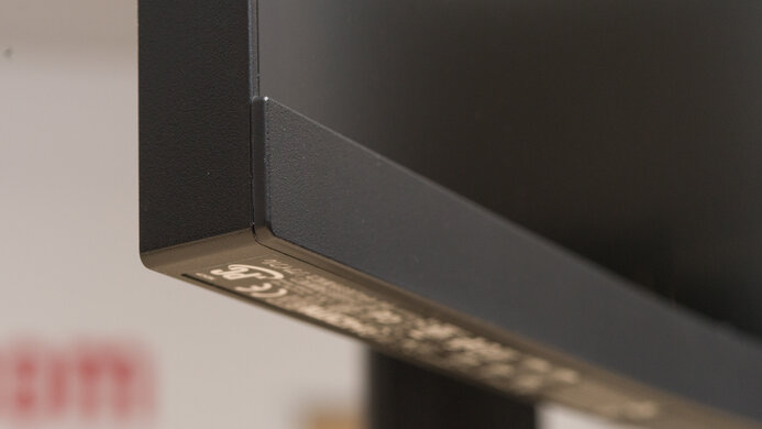 HP OMEN 27c Build Quality Picture