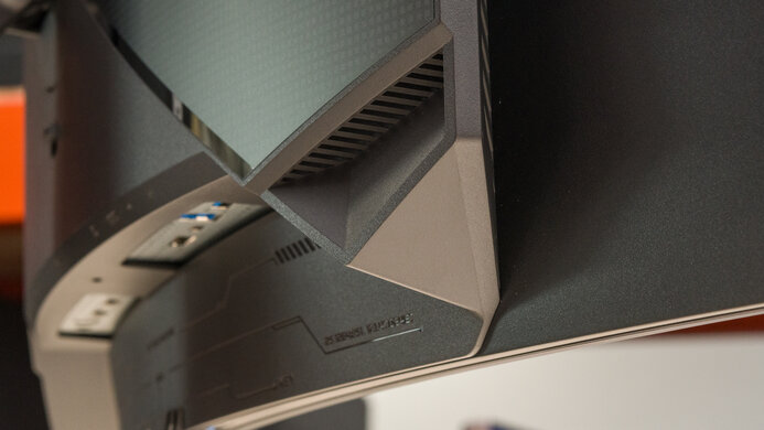 ASUS ROG Swift OLED PG34WCDM Build Quality Picture