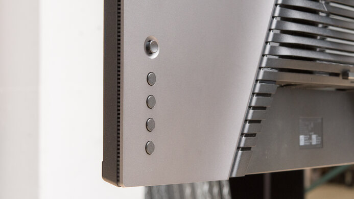 Dell G3223Q Controls Picture