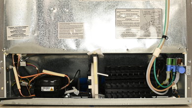 Frigidaire FRSS2623AS Machine Compartment Photo