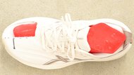 ASICS GEL-SLOWCUSH Toe Clearance Photo