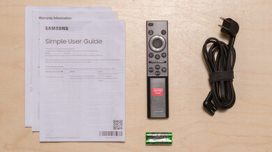 Samsung U7900F In The Box Picture