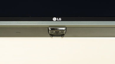 LG UJ7700 Controls Picture