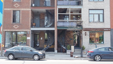 Olympus OM-D E-M1 Mark III Sample Gallery - Studio