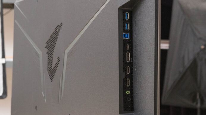 Gigabyte AORUS FO48U OLED Inputs 1