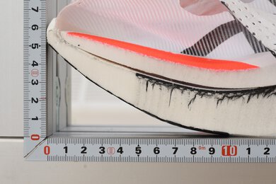 ASICS METASPEED RAY Forefoot Rocker Photo
