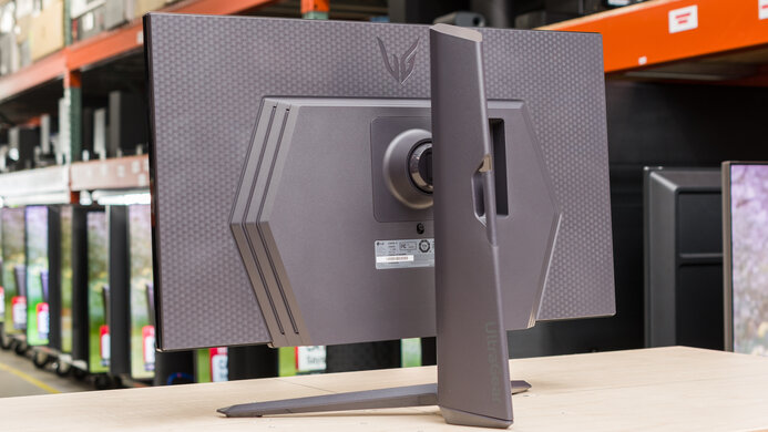 LG 27GR75Q-B Back Picture