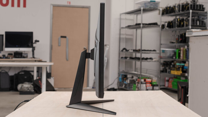 MSI Optix G273QF Thickness Picture