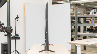 Hisense QD7N [QD7, QD75N] QLED Thickness Picture