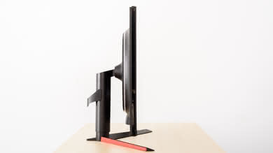 LG 32GK850G-B Thickness Picture