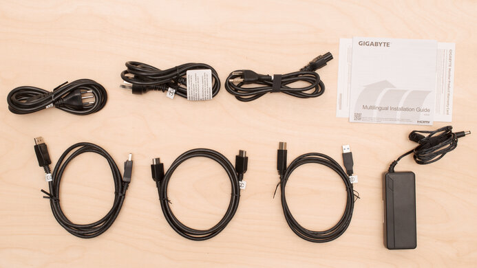 Gigabyte G32QC In The Box Picture