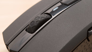 Corsair M55 RGB Pro Mouse wheel picture