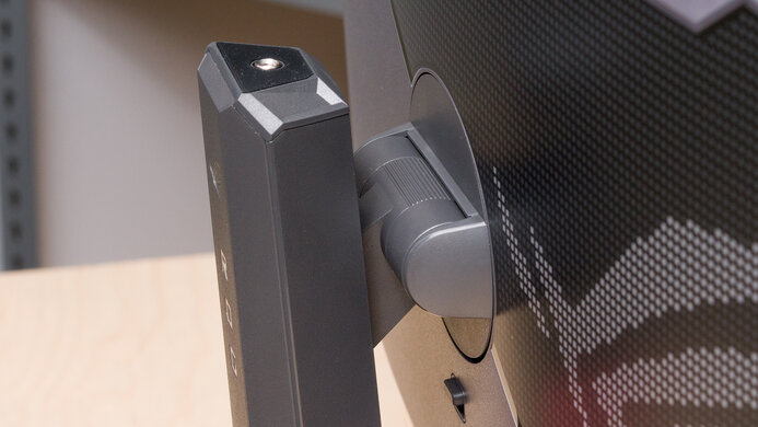 ASUS ROG Strix OLED XG32UCWMG Ergonomics Picture