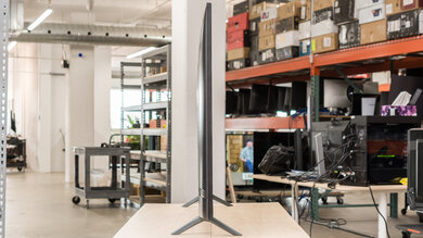 Samsung CU7000/CU7000D Thickness Picture