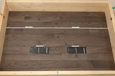 iRobot Roomba E5 Wood Cracks Post Test