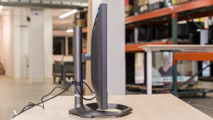 Cooler Master Tempest GP27U Thickness Picture